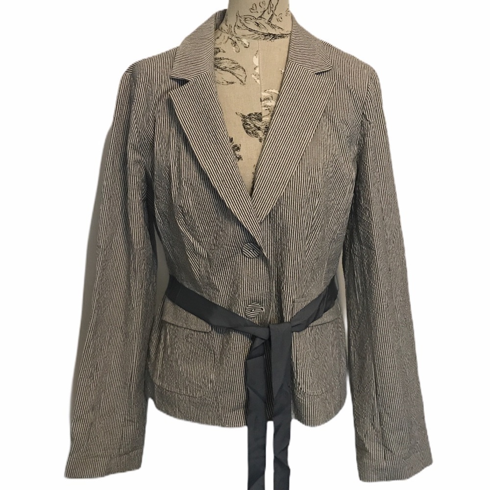 HALOGEN Gray Pinstriped Blazer 16